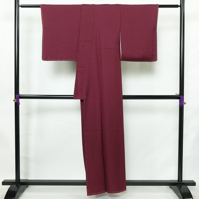 色無地 良品 しつけ糸付き 正絹 無地 袷仕立て 身丈157cm 裄丈63cm リサイクル着物 着物 お茶会 シンプル 紫・藤色_画像2