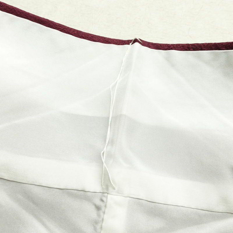 色無地 良品 しつけ糸付き 正絹 無地 袷仕立て 身丈157cm 裄丈63cm リサイクル着物 着物 お茶会 シンプル 紫・藤色_画像17