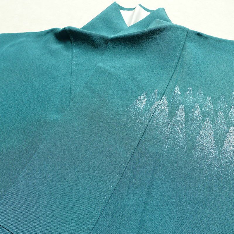 訪問着 おかべみつこ 良品 落款入り 縮緬 正絹 風景柄 袷仕立て 身丈165cm 裄丈68.5cm リサイクル着物 着物 シンプル 緑・うぐいす色_画像17