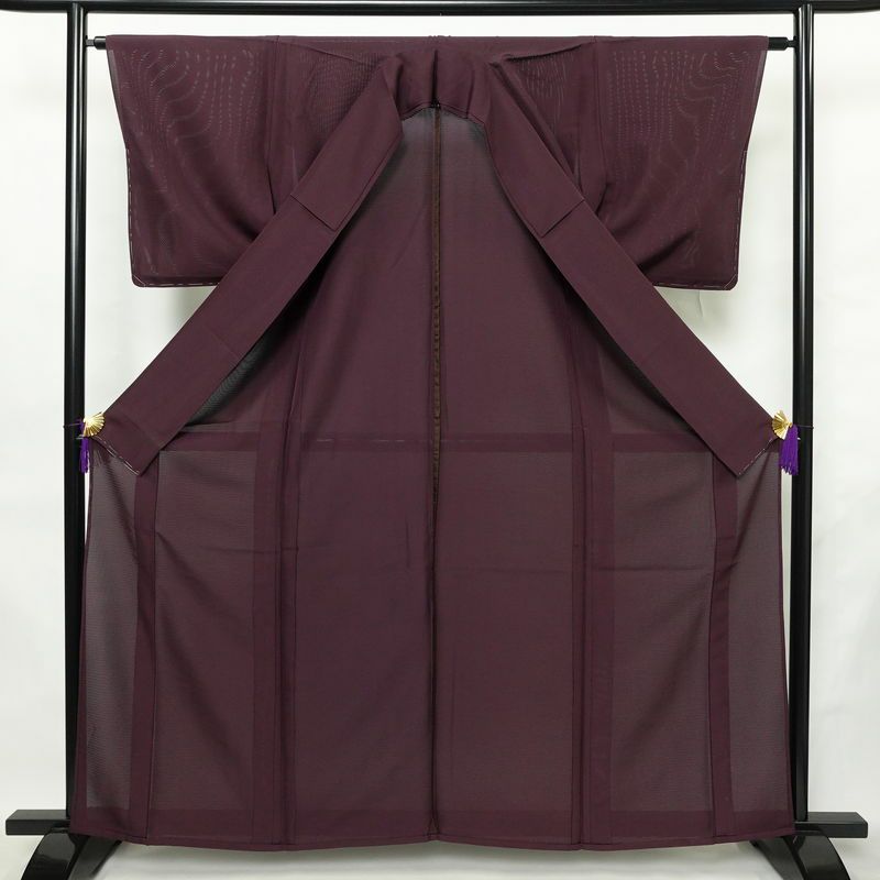 盛夏 色無地 絽 美品 しつけ糸付き 夏用 一つ紋付き 正絹 無地 単衣仕立て 身丈162cm 裄丈63cm リサイクル着物 着物 薄物 紫・藤色_画像3