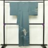 付け下げ 良品 綸子 正絹 人物・動物柄 袷仕立て 身丈154cm 裄丈65.5cm リサイクル着物 着物 箔 青・紺_画像2
