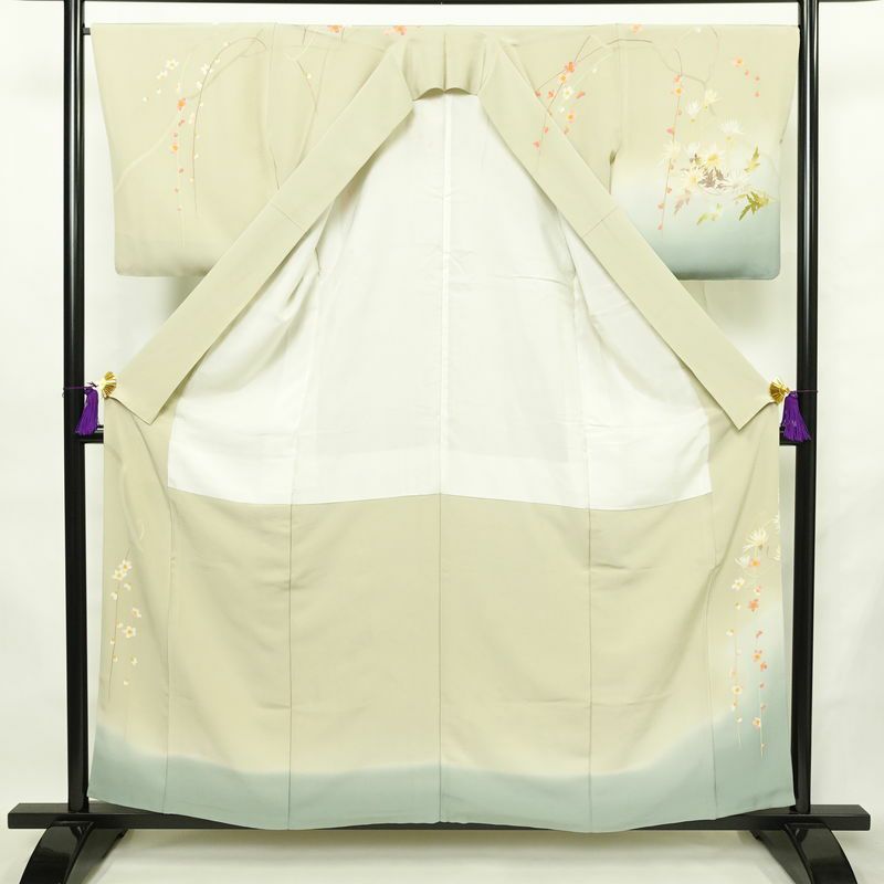 訪問着 良品 落款入り 縮緬 一つ紋付き 正絹 花柄 袷仕立て 身丈157.5cm 裄丈66.5cm リサイクル着物 着物 共八掛 入学式 卒業式 七五三 お宮参り フォーマル 緑・うぐいす色_画像3