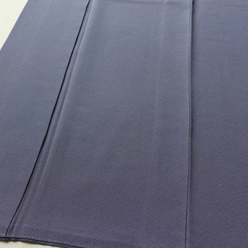 色無地 縮緬 一つ紋付き 正絹 無地 袷仕立て 身丈159cm 裄丈64.5cm リサイクル着物 着物 共八掛 お茶会 竜胆色 紫・藤色_画像4