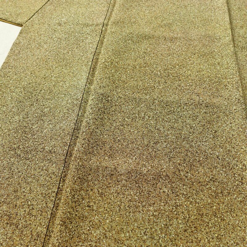 小紋 本蒔蝋染工芸作家 木村勝美 良品 丹後ちりめん 落款入り 縮緬 一つ紋付き 正絹 その他の柄 袷仕立て 身丈161.5cm 裄丈64.5cm リサイクル着物 着物 フォーマル シンプル 黄・黄土色_画像5