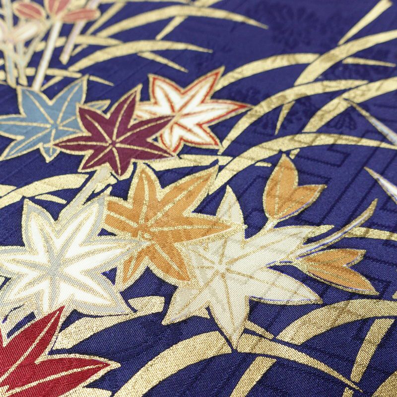 振袖 正絹 古典柄 袷仕立て 身丈162.5cm 裄丈67.5cm リサイクル着物 着物 箔 金彩 成人式 二十歳 二十歳の集い パーティー フォーマル 萩 松 菊 青・紺_画像8