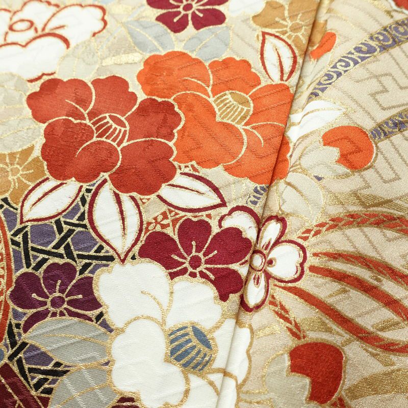 振袖 正絹 古典柄 袷仕立て 身丈162.5cm 裄丈67.5cm リサイクル着物 着物 箔 金彩 成人式 二十歳 二十歳の集い パーティー フォーマル 萩 松 菊 青・紺_画像10