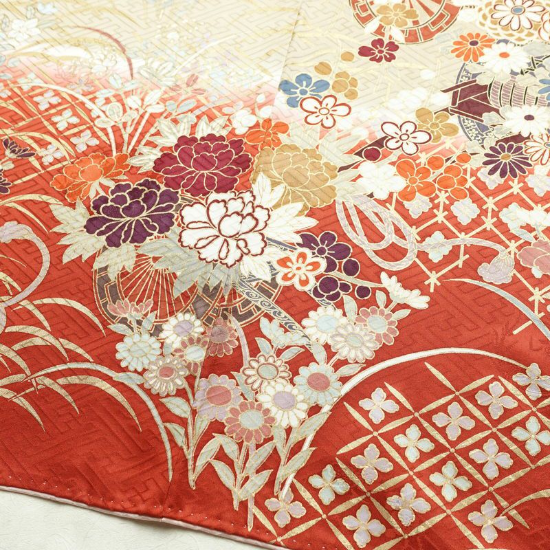 振袖 正絹 古典柄 袷仕立て 身丈162.5cm 裄丈67.5cm リサイクル着物 着物 箔 金彩 成人式 二十歳 二十歳の集い パーティー フォーマル 萩 松 菊 青・紺_画像12