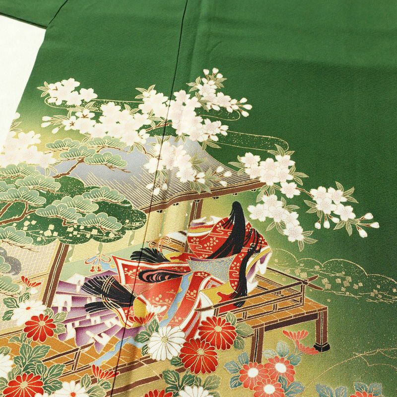振袖 縮緬 正絹 古典柄 袷仕立て 洒落紋付き 身丈166cm 裄丈68.5cm リサイクル着物 着物 箔 金彩 成人式 二十歳 二十歳の集い パーティー フォーマル 松 菊 桜 緑・うぐいす色_画像5