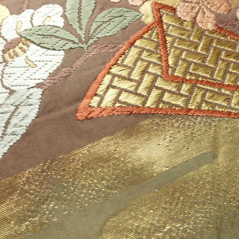 袋帯 六通柄 フォーマル用 正絹 花柄 リサイクル帯 帯 箔 入学式 卒業式 結婚式 七五三 お宮参り 菊 多色使い_画像3