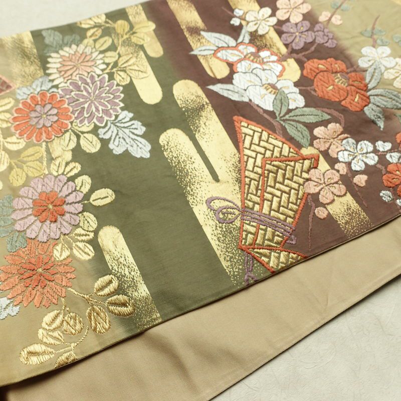 袋帯 六通柄 フォーマル用 正絹 花柄 リサイクル帯 帯 箔 入学式 卒業式 結婚式 七五三 お宮参り 菊 多色使い_画像11