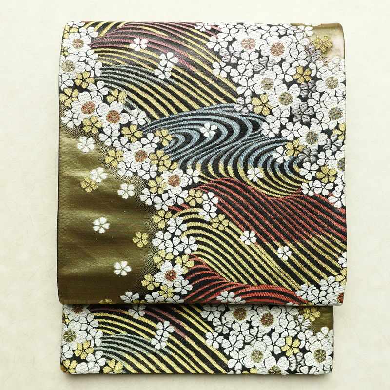 袋帯 六通柄 正絹 花柄 リサイクル帯 帯 引箔 結婚式 成人式 パーティー 華やか 桜 黒_画像1