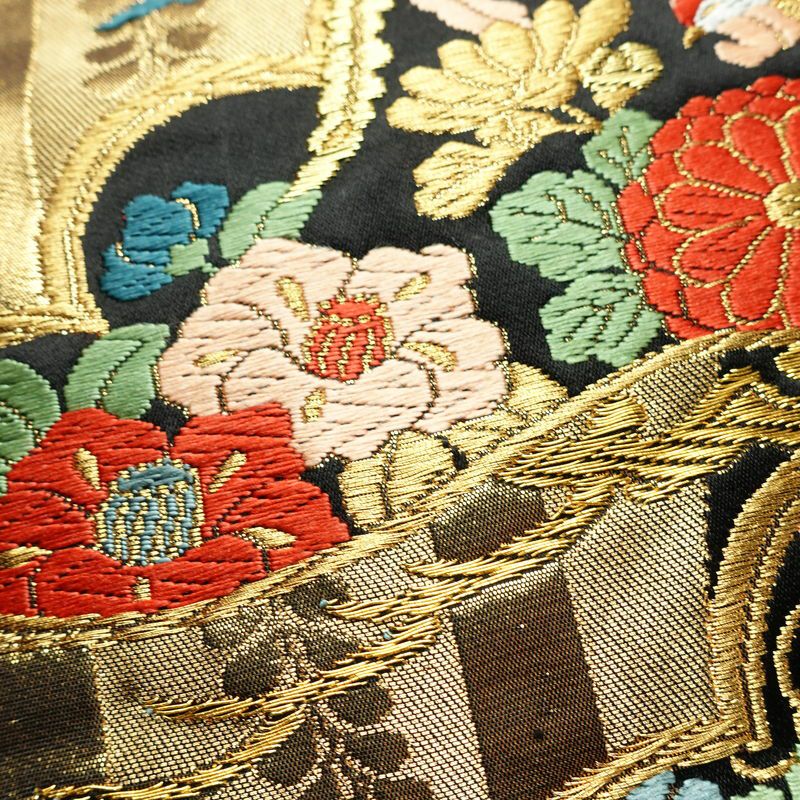 袋帯 六通柄 フォーマル用 正絹 古典柄 リサイクル帯 帯 引箔 金糸 結婚式 パーティー 華やか 松 黒_画像5