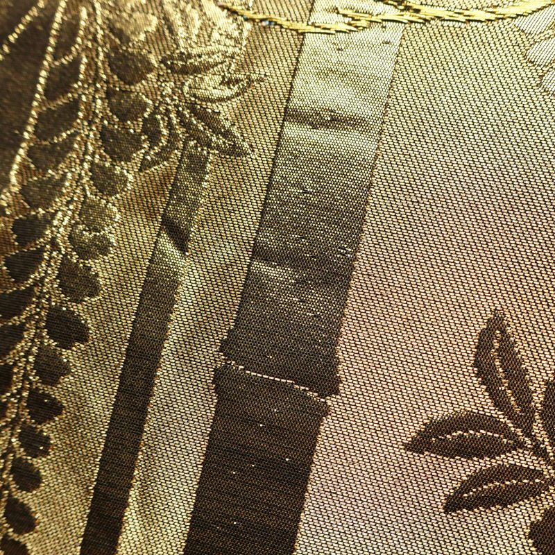袋帯 六通柄 フォーマル用 正絹 古典柄 リサイクル帯 帯 引箔 金糸 結婚式 パーティー 華やか 松 黒_画像7