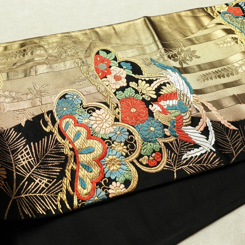 袋帯 六通柄 フォーマル用 正絹 古典柄 リサイクル帯 帯 引箔 金糸 結婚式 パーティー 華やか 松 黒_画像11