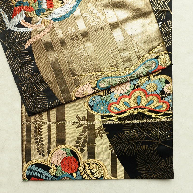 袋帯 六通柄 フォーマル用 正絹 古典柄 リサイクル帯 帯 引箔 金糸 結婚式 パーティー 華やか 松 黒_画像13