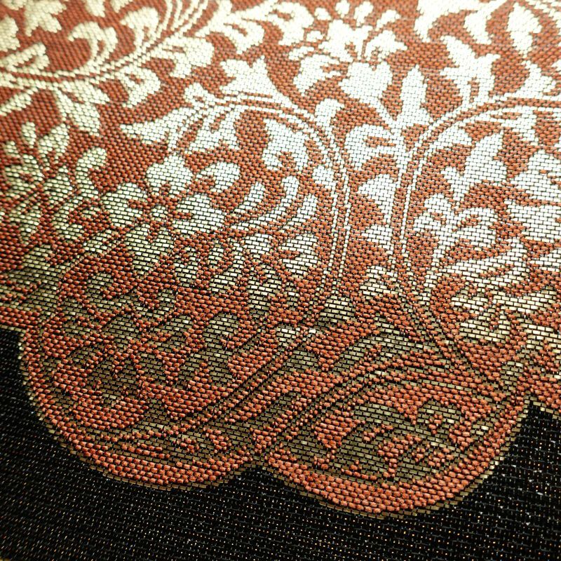 袋帯 元禄唐草文様 六通柄 美品 フォーマル用 未仕立て 正絹 古典柄 リサイクル帯 帯 箔 黒_画像5