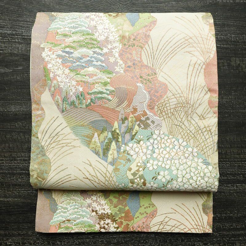 袋帯 六通柄 美品 フォーマル用 正絹 木の葉・植物柄 リサイクル帯 帯 箔 入学式 卒業式 結婚式 七五三 お宮参り 四季花 紅葉 松 桜 ベージュ_画像1