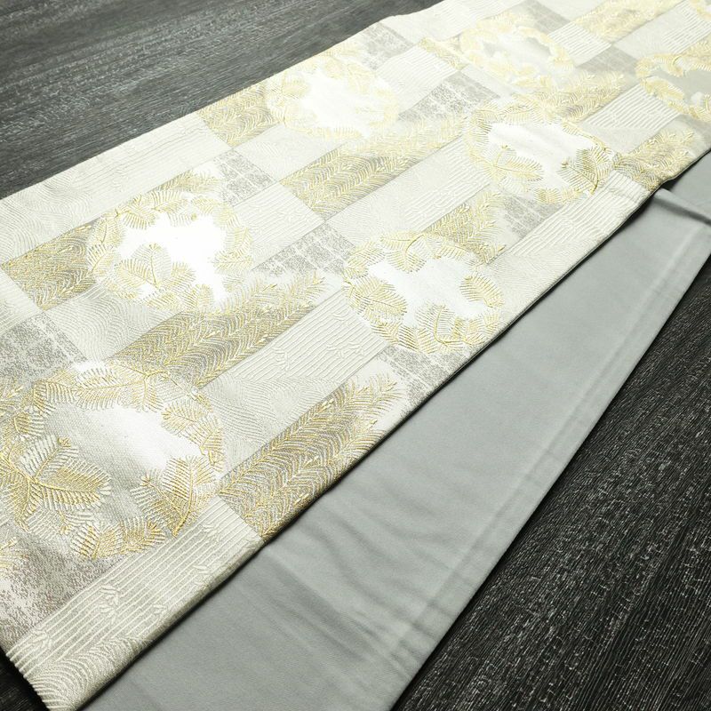 袋帯 六通柄 美品 フォーマル用 正絹 木の葉・植物柄 リサイクル帯 帯 結婚式 パーティー 上品 金・銀_画像9