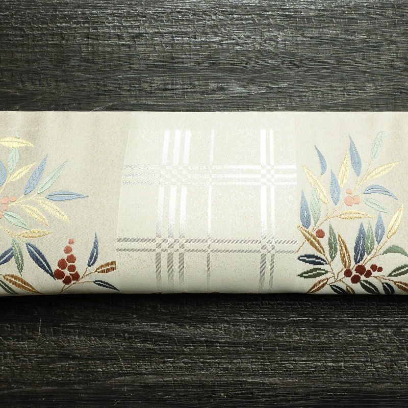 袋帯 六通柄 美品 フォーマル用 正絹 木の葉・植物柄 リサイクル帯 帯 入学式 卒業式 結婚式 七五三 パーティー お宮参り 上品 クリーム_画像15