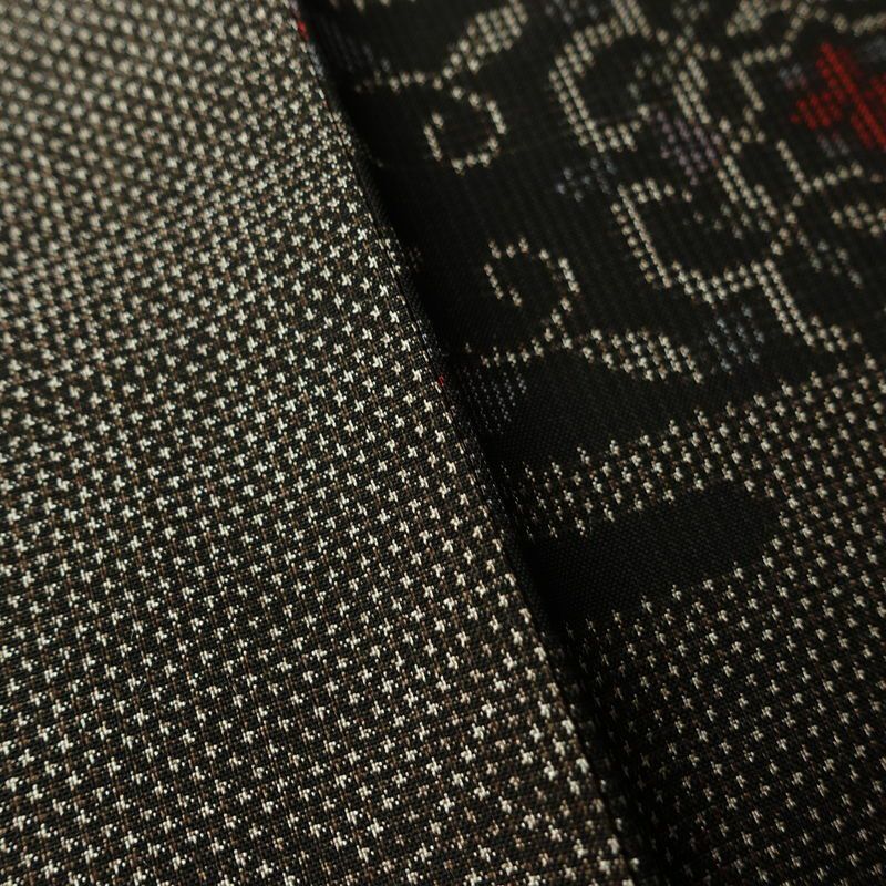 大島紬 古代染色 純泥染 美品 証紙あり しつけ糸付き 正絹 花柄 袷仕立て 身丈158cm 裄丈62.5cm リサイクル着物 着物 茶_画像11