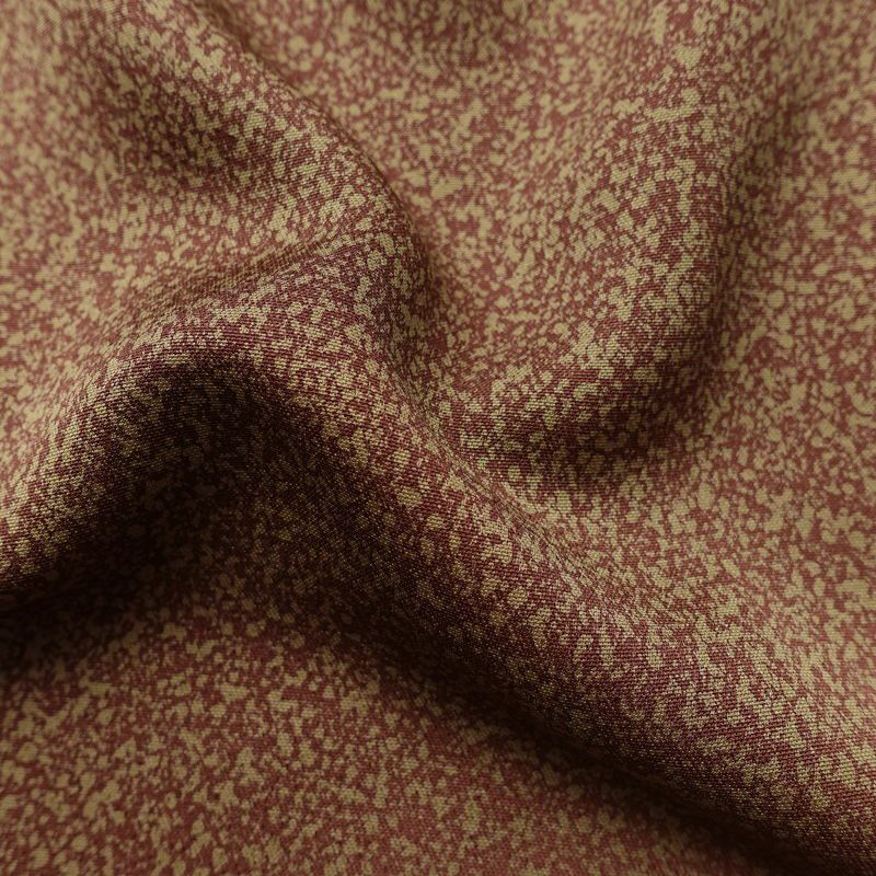 付け下げ 美品 しつけ糸付き 一つ紋付き 正絹 その他の柄 袷仕立て 身丈151cm 裄丈63cm リサイクル着物 箔 共八掛 卒業式 パーティー フォーマル モダン 茶_画像21