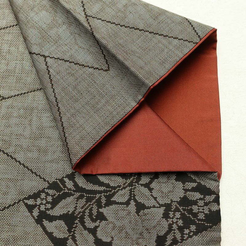 紬 良品 正絹 花柄 袷仕立て 身丈158cm 裄丈64.5cm リサイクル着物 着物 茶_画像13