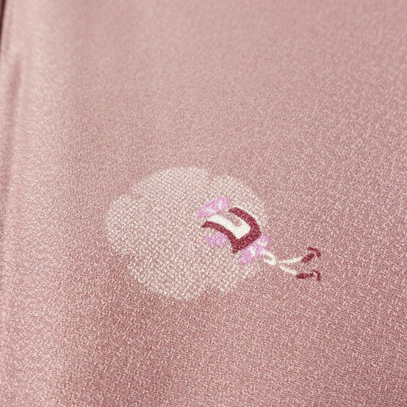 単衣 小紋 美品 しつけ糸付き 飛び柄 ポリエステル 古典柄 単衣仕立て 身丈168cm 裄丈68cm リサイクル着物 着物 シンプル ピンク_画像7