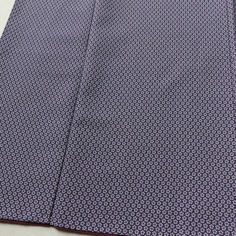小紋 縮緬 総柄 正絹 古典柄 袷仕立て 身丈160cm 裄丈65.5cm リサイクル着物 着物 紫・藤色_画像4