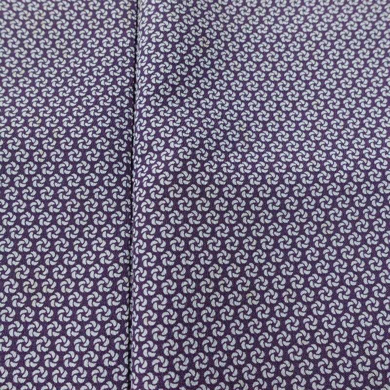 小紋 縮緬 総柄 正絹 古典柄 袷仕立て 身丈160cm 裄丈65.5cm リサイクル着物 着物 紫・藤色_画像6