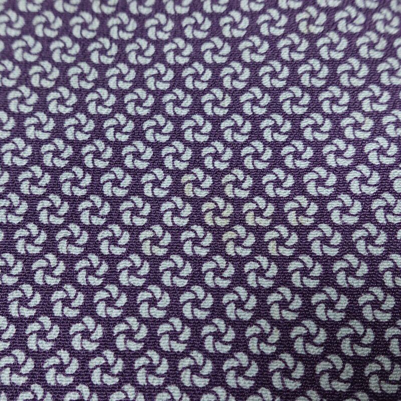 小紋 縮緬 総柄 正絹 古典柄 袷仕立て 身丈160cm 裄丈65.5cm リサイクル着物 着物 紫・藤色_画像9