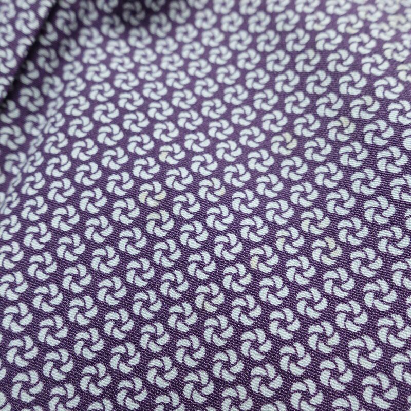 小紋 縮緬 総柄 正絹 古典柄 袷仕立て 身丈160cm 裄丈65.5cm リサイクル着物 着物 紫・藤色_画像12