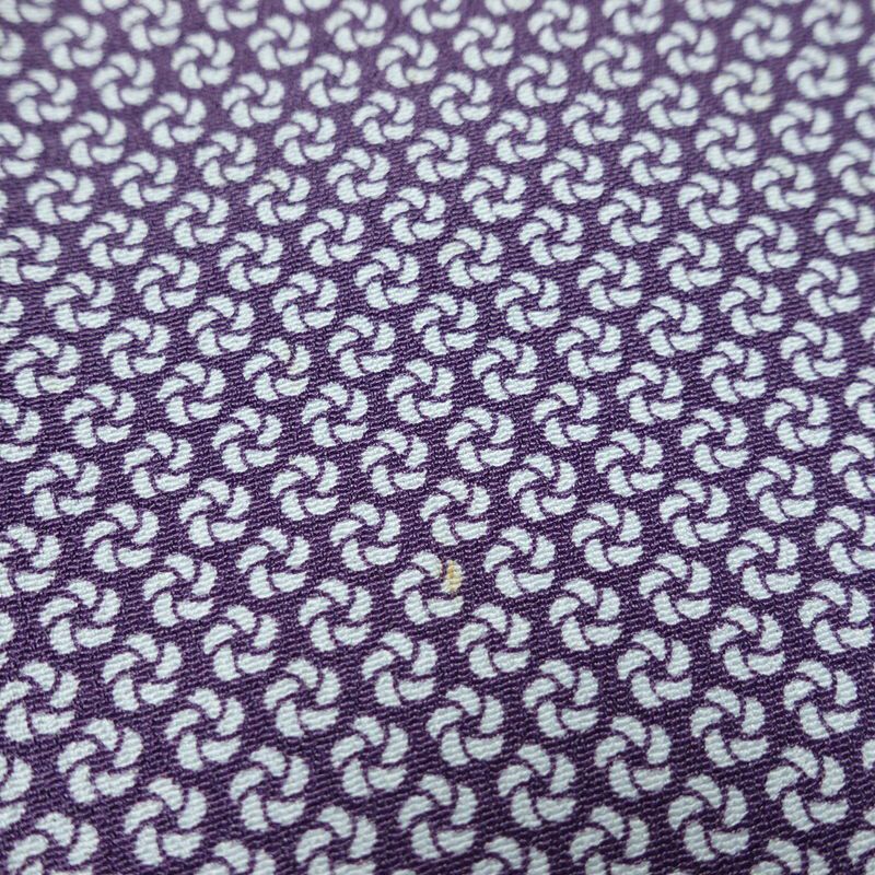 小紋 縮緬 総柄 正絹 古典柄 袷仕立て 身丈160cm 裄丈65.5cm リサイクル着物 着物 紫・藤色_画像13