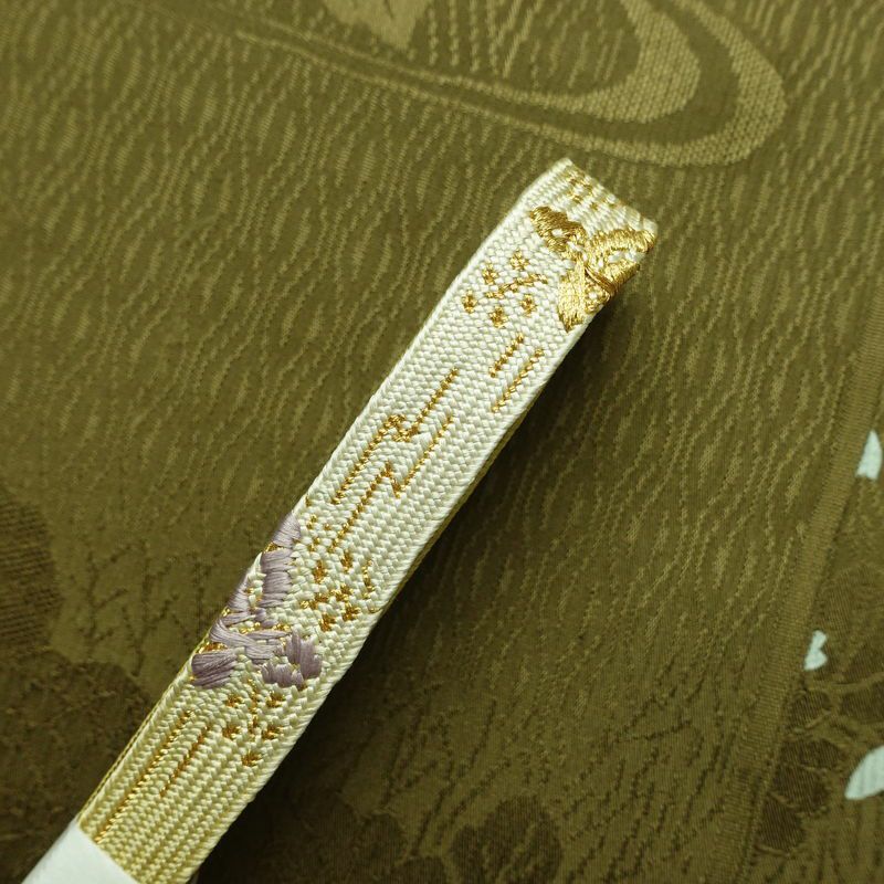 帯揚げ帯締めセット 美品 セット品 平組 正絹 花柄 フォーマル 菊 桜 和装小物 綸子 緑・うぐいす色_画像2
