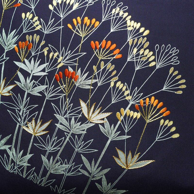 名古屋帯 太鼓柄 金駒刺繍 正絹 木の葉・植物柄 名古屋仕立て なごや帯 リサイクル帯 帯 刺繍 銀彩 紫・藤色_画像2