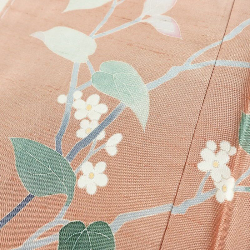 付け下げ 本加賀友禅 畠山登 美品 落款入り しつけ糸付き 正絹 木の葉・植物柄 袷仕立て 身丈168.5cm 裄丈68.5cm リサイクル着物 着物 付下 紬地 ピンクベージュ ピンク_画像7