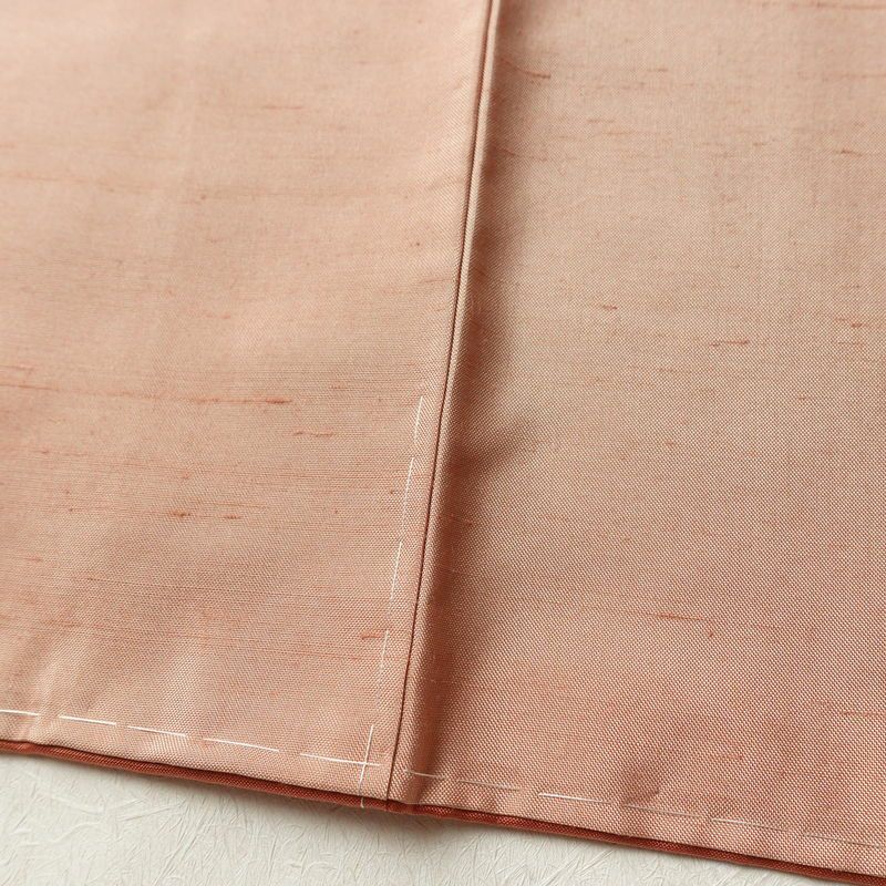 付け下げ 本加賀友禅 畠山登 美品 落款入り しつけ糸付き 正絹 木の葉・植物柄 袷仕立て 身丈168.5cm 裄丈68.5cm リサイクル着物 着物 付下 紬地 ピンクベージュ ピンク_画像10