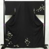 付け下げ 良品 しつけ糸付き 縮緬 正絹 古典柄 袷仕立て 身丈168.5cm 裄丈68cm リサイクル着物 着物 刺繍 箔 共八掛 卒業式 パーティー フォーマル シンプル 松 桜 黒_画像1