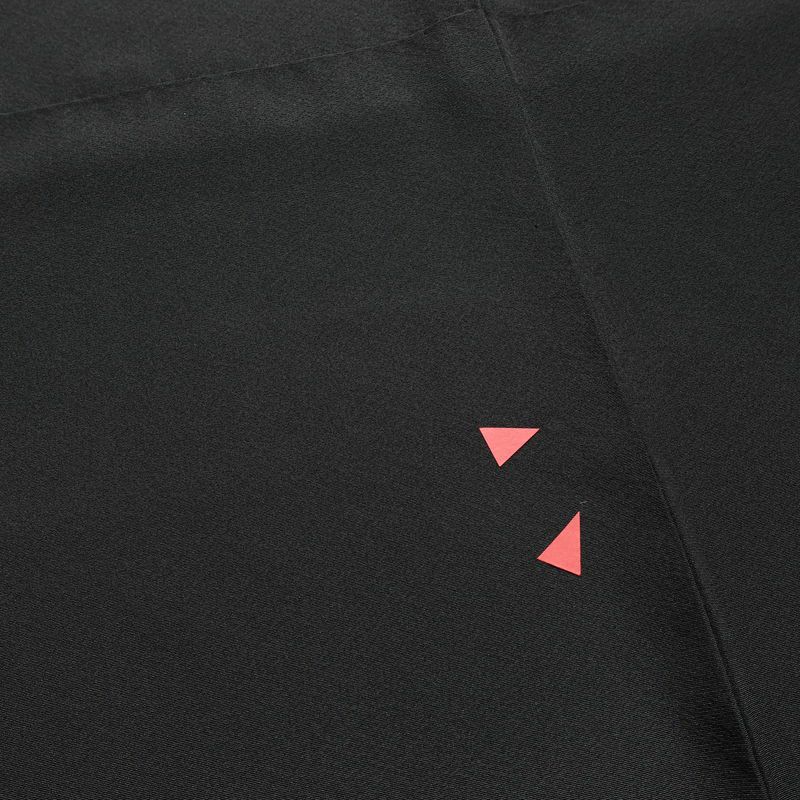 付け下げ 良品 しつけ糸付き 縮緬 正絹 古典柄 袷仕立て 身丈168.5cm 裄丈68cm リサイクル着物 着物 刺繍 箔 共八掛 卒業式 パーティー フォーマル シンプル 松 桜 黒_画像20