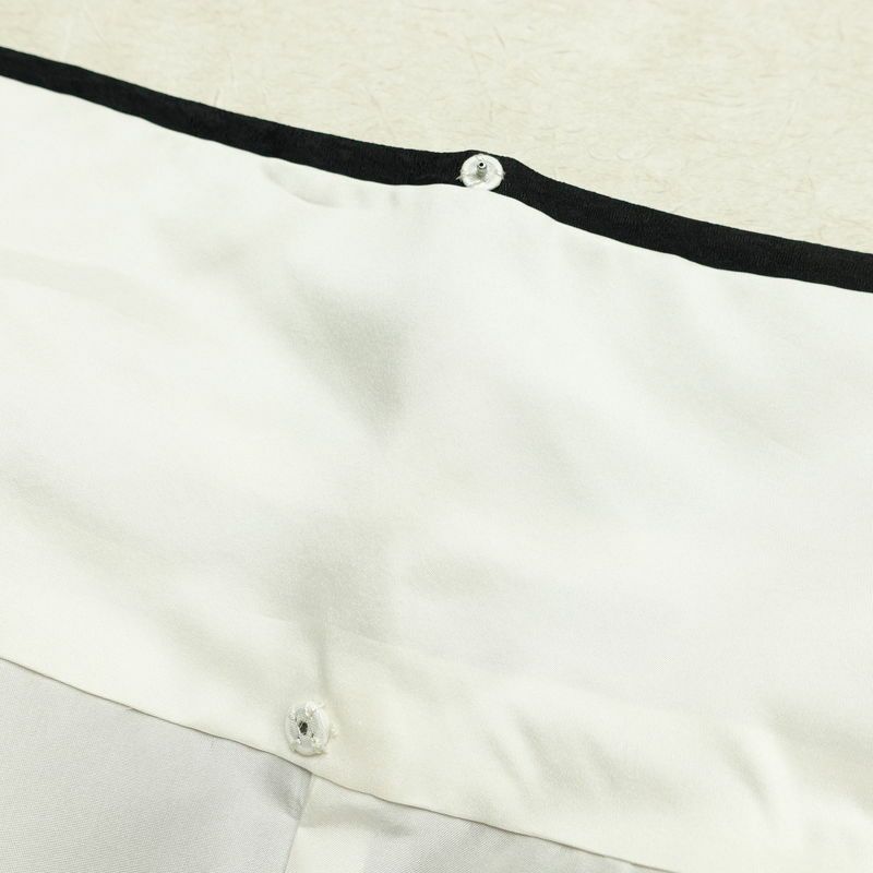 付け下げ 美品 しつけ糸付き 正絹 木の葉・植物柄 袷仕立て 身丈164cm 裄丈64.5cm リサイクル着物 着物 パーティー フォーマル モダン イチョウ 紅葉 黒_画像20