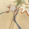 付け下げ 美品 しつけ糸付き 縮緬 正絹 木の葉・植物柄 袷仕立て 身丈157.5cm 裄丈67cm リサイクル着物 着物 刺繍 共八掛 金彩 七五三 フォーマル 紅葉 ベージュ_画像10