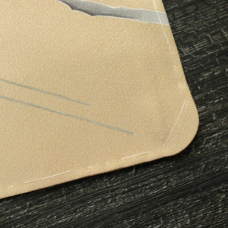 付け下げ 美品 しつけ糸付き 縮緬 正絹 木の葉・植物柄 袷仕立て 身丈157.5cm 裄丈67cm リサイクル着物 着物 刺繍 共八掛 金彩 七五三 フォーマル 紅葉 ベージュ_画像16