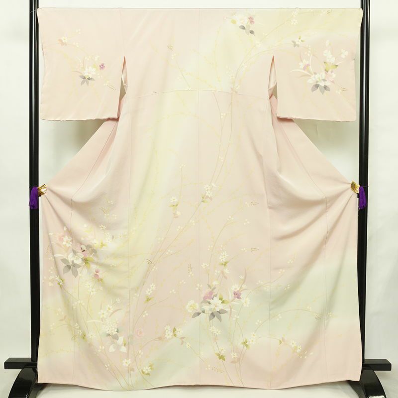 訪問着 美品 しつけ糸付き 縮緬 正絹 花柄 袷仕立て 身丈166.5cm 裄丈68cm リサイクル着物 着物 入学式 卒業式 七五三 お宮参り フォーマル 上品 ピンク_画像1