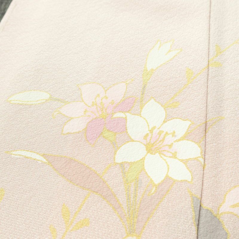 訪問着 美品 しつけ糸付き 縮緬 正絹 花柄 袷仕立て 身丈166.5cm 裄丈68cm リサイクル着物 着物 入学式 卒業式 七五三 お宮参り フォーマル 上品 ピンク_画像9