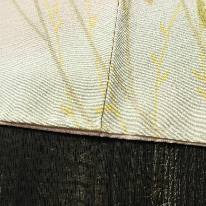 訪問着 美品 しつけ糸付き 縮緬 正絹 花柄 袷仕立て 身丈166.5cm 裄丈68cm リサイクル着物 着物 入学式 卒業式 七五三 お宮参り フォーマル 上品 ピンク_画像12