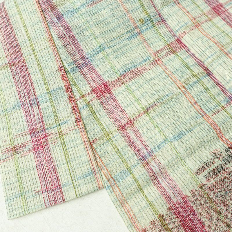 単衣 紬 バチ衿仕立て 正絹 幾何学柄・抽象柄 単衣仕立て 身丈155cm 裄丈63.5cm リサイクル着物 着物 緑・うぐいす色_画像6