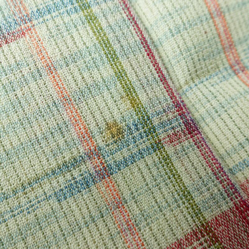 単衣 紬 バチ衿仕立て 正絹 幾何学柄・抽象柄 単衣仕立て 身丈155cm 裄丈63.5cm リサイクル着物 着物 緑・うぐいす色_画像7