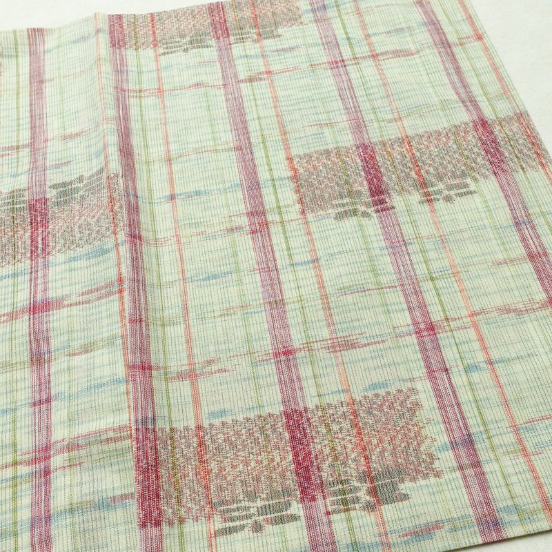 単衣 紬 バチ衿仕立て 正絹 幾何学柄・抽象柄 単衣仕立て 身丈155cm 裄丈63.5cm リサイクル着物 着物 緑・うぐいす色_画像14