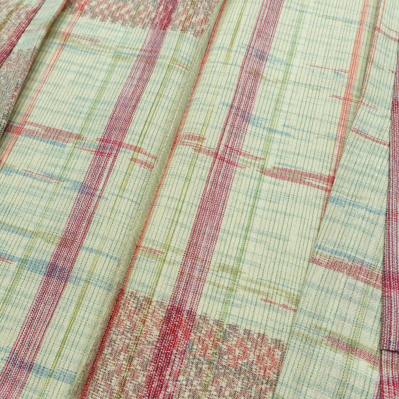 単衣 紬 バチ衿仕立て 正絹 幾何学柄・抽象柄 単衣仕立て 身丈155cm 裄丈63.5cm リサイクル着物 着物 緑・うぐいす色_画像19