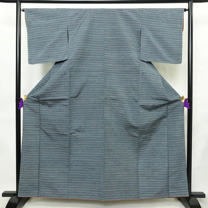 紬 しつけ糸付き 正絹 縞柄・線柄 袷仕立て 身丈162.5cm 裄丈64cm リサイクル着物 着物 青・紺_画像1