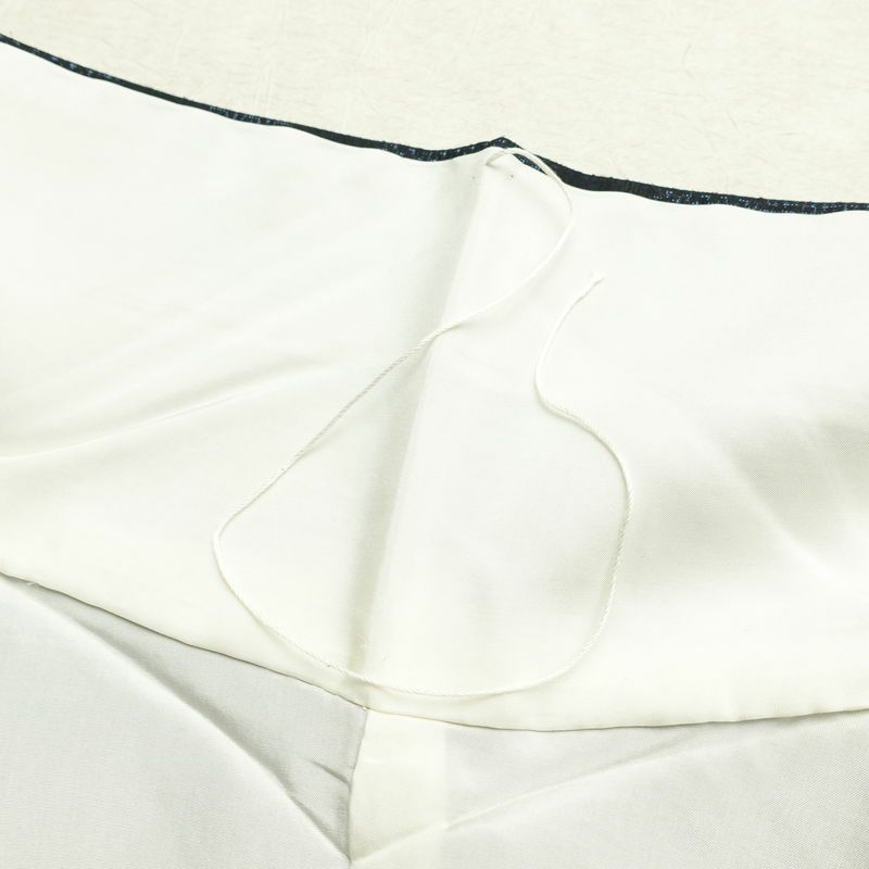 紬 良品 しつけ糸付き 正絹 幾何学柄・抽象柄 袷仕立て 身丈168cm 裄丈67cm リサイクル着物 着物 モダン 青・紺_画像17